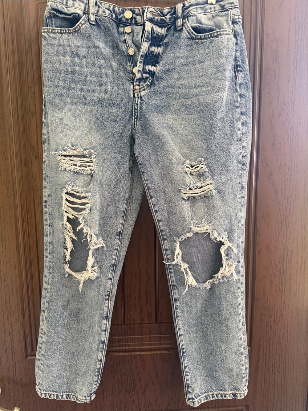 Distressed Light Blue Boyfriend Jeans with Rips